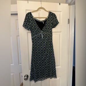 Floral V-Neck Dress Midi Navy and Green Size M